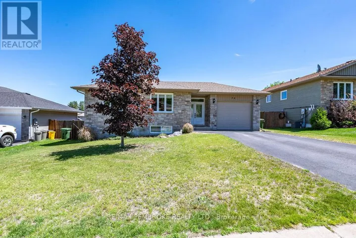 74 OAK AVENUE, Petawawa, Ontario K8H0B5