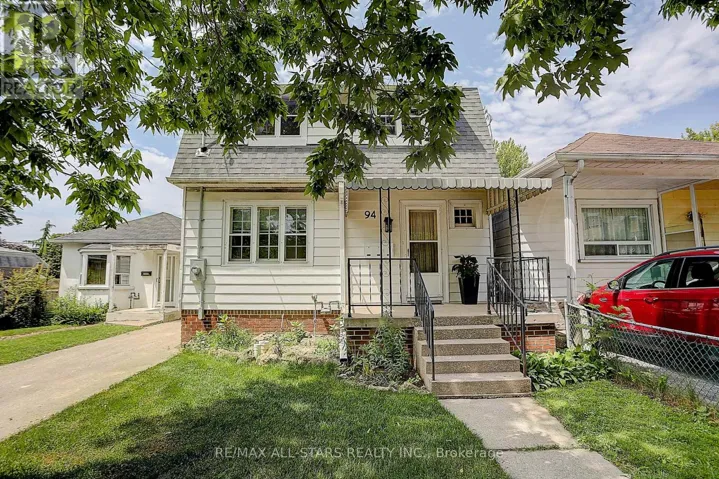 2 - 94 THIRTY NINTH STREET, Toronto (Long Branch), Ontario M8W3M7