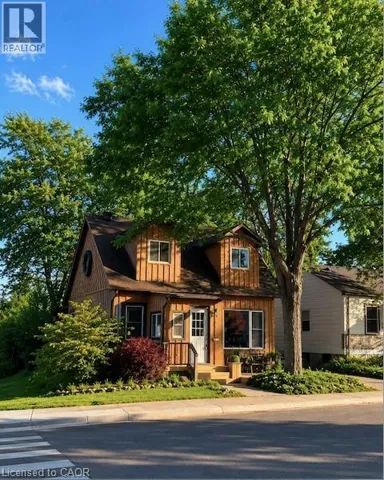 31 HUNTER Street, Dundas, Ontario L9H1E5