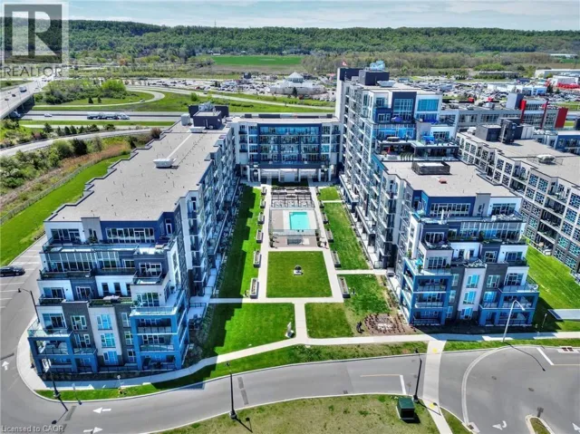 16 CONCORD Place Unit# 436, Grimsby, Ontario L3M0J1