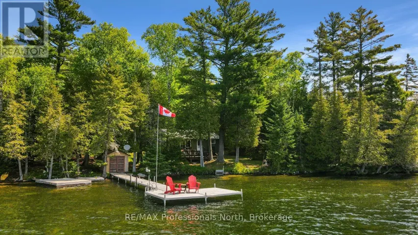 1275 QUARTZ LANE, Highlands East (Glamorgan), Ontario K0M1R0
