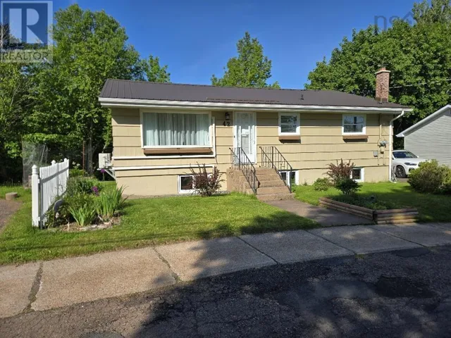 42 McLean Street, Truro, Nova Scotia B2N4W1