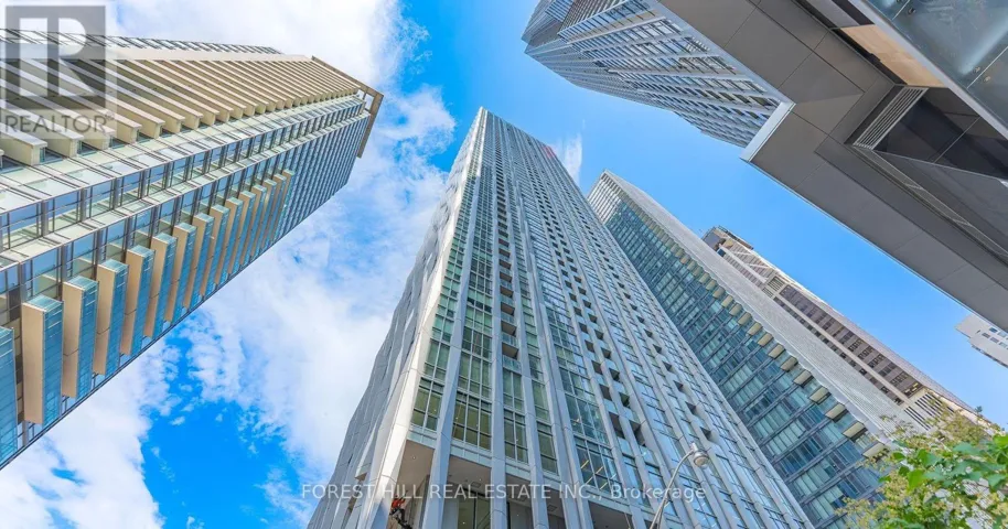 3709 - 1 YORKVILLE AVENUE, Toronto (Annex), Ontario M4W0B1