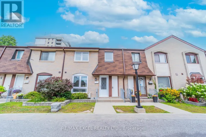 112 - 21 LIVONIA PLACE, Toronto (Morningside), Ontario M1E4W5