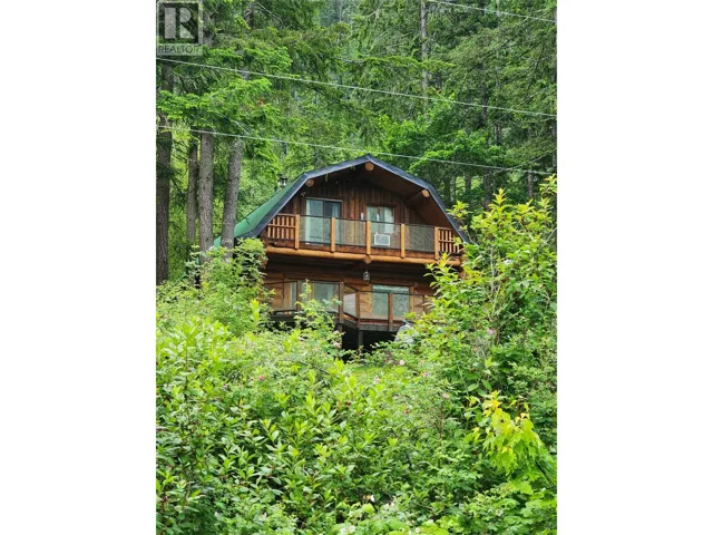 3660 Highway 6, Nakusp, British Columbia V0G1R1