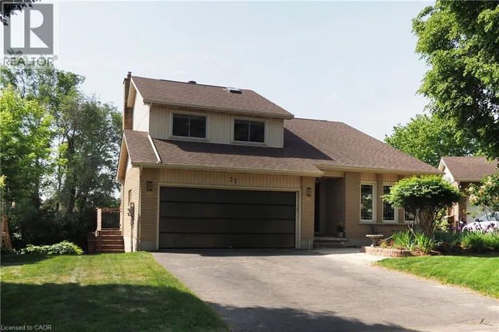 32 NOTCHWOOD Court, Kitchener, Ontario N2A3L6