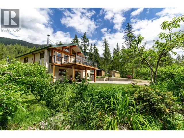 3975 Highway 3a Highway, Nelson, British Columbia V1L6M8