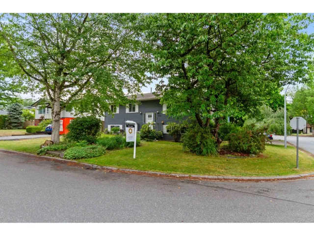 18312 59A AVENUE, Surrey, British Columbia V3S5Y1