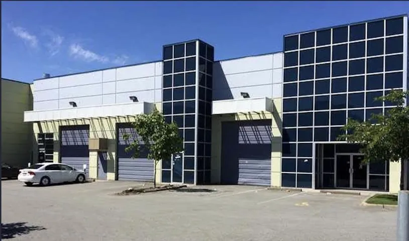 305 8675 130 STREET, Surrey, British Columbia V3W1V9