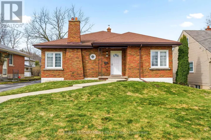 192 EWEN ROAD, Hamilton (Ainslie Wood), Ontario L8S3C9