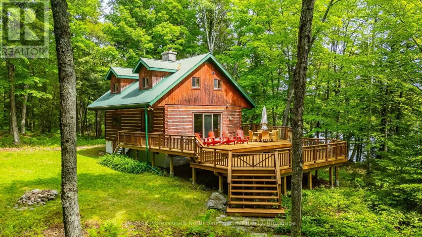2362 MINNICOCK LAKE ROAD, Highlands East (Glamorgan), Ontario K0M1S0