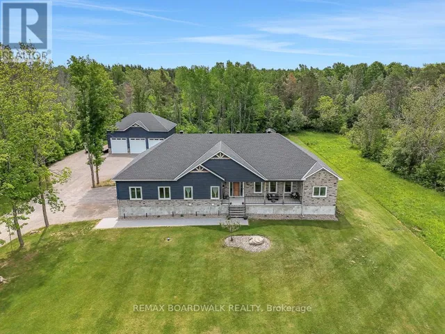 1805 HYNDMAN ROAD, Edwardsburgh/Cardinal, Ontario K0E1X0