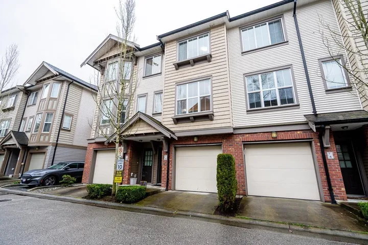 9 14838 61 AVENUE, Surrey, British Columbia V3S2P3