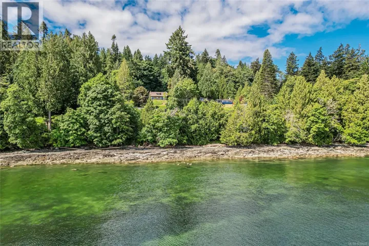 670 Walkers Hook Rd, Salt Spring, British Columbia V8K1N6