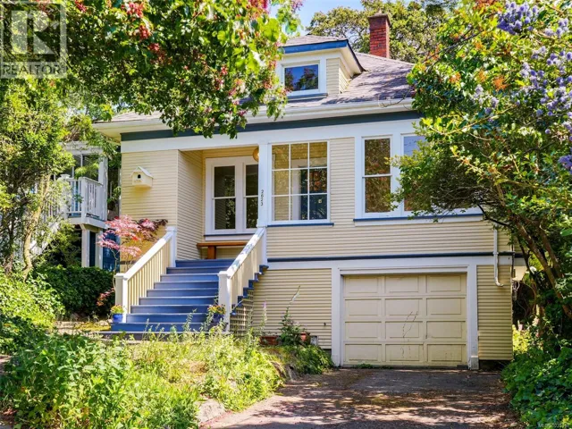 2623 Mt. Stephen Ave, Victoria, British Columbia V8T3L5
