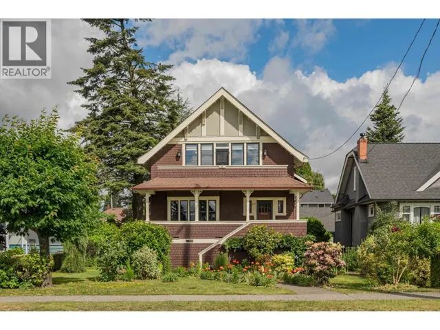 819 EIGHTH AVENUE, New Westminster, British Columbia V3M2R4