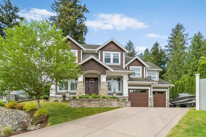 4745 204A STREET, Langley, British Columbia V3A0E7