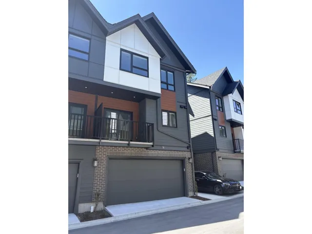 18 1959 165A STREET, Surrey, British Columbia V3Z1K3