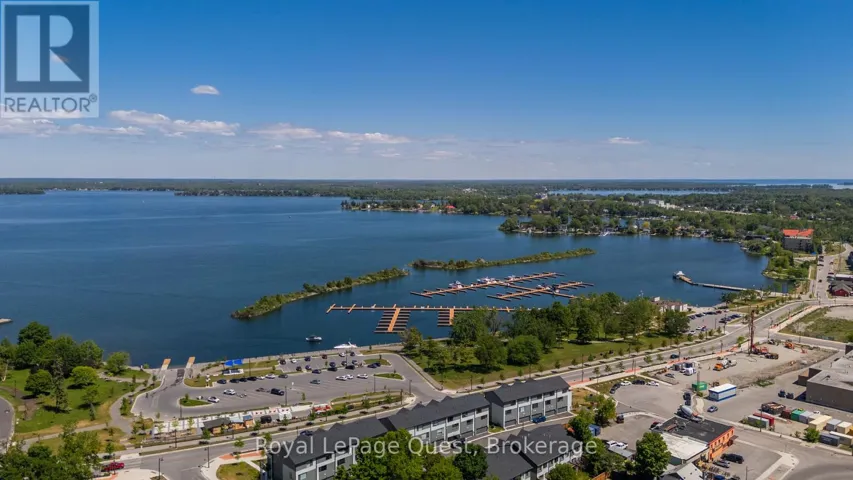 93 LIGHTFOOT DRIVE, Orillia, Ontario L3V7L8
