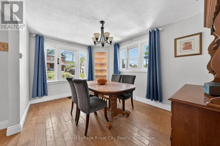 780