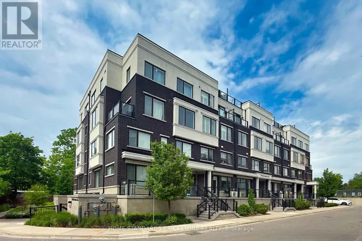 31 - 200 ALEX GARDNER CIRCLE, Aurora (Aurora Village), Ontario L4G3G5