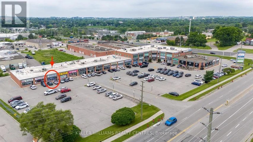 30 - 16700 BAYVIEW AVENUE, Newmarket (Stonehaven-Wyndham), Ontario L3X1W1