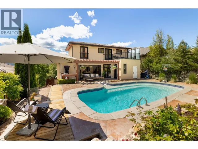 1107 Henderson Drive, Kelowna, British Columbia V1P1L8