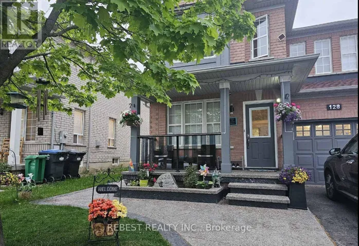 128 STARHILL CRESCENT, Brampton (Sandringham-Wellington), Ontario L6R2P9