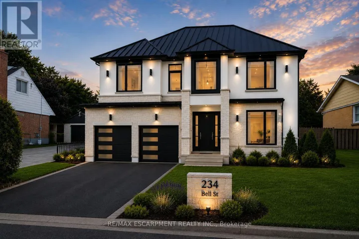 234 BELL STREET, Milton (OM Old Milton), Ontario L9T2A9