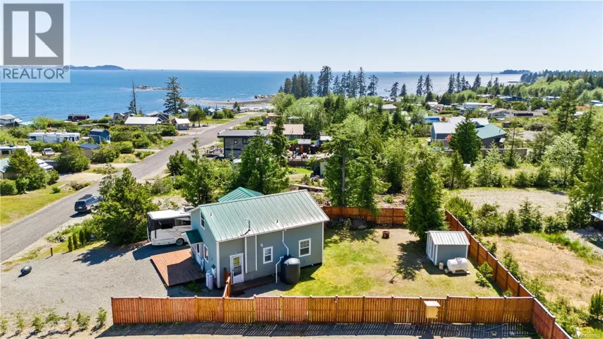 1129 Fifth Ave, Ucluelet, British Columbia V0R3A0