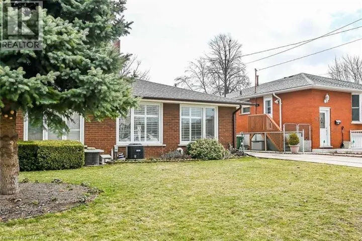 39 GLEN VISTA Drive, Hamilton, Ontario L8K5V5