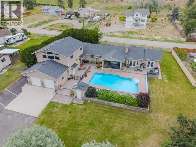 7145 TUCELNUIT Drive, Oliver, British Columbia V0H1T2