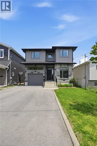 8 NASH Street, St. Catharines, Ontario L2S1B5