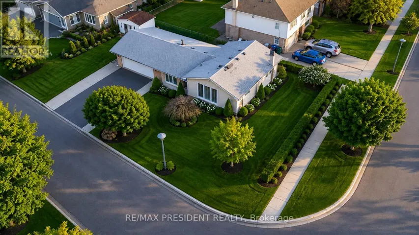 2 JEROME CRESCENT, Brampton (Northgate), Ontario L6S2H1
