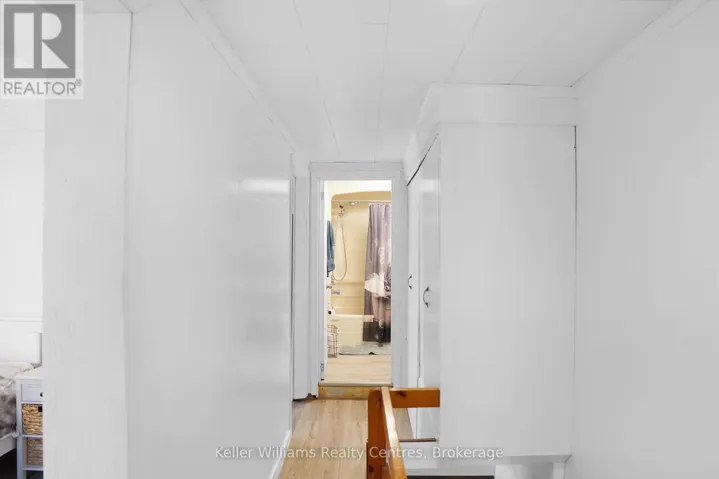 780