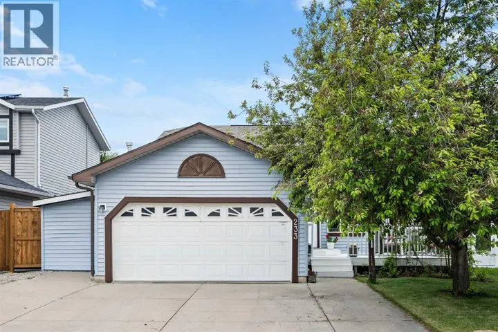 233 Coverdale Road NE, Calgary, Alberta T3K4J5