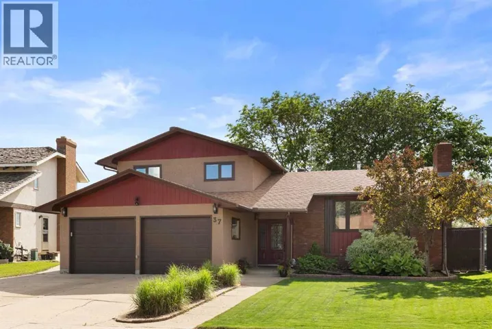 37 Cooper Road SE, Medicine Hat, Alberta T1B1K3