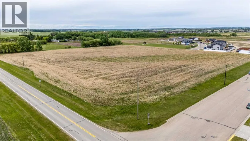 4602 34 Street, Lacombe, Alberta T4L0B0