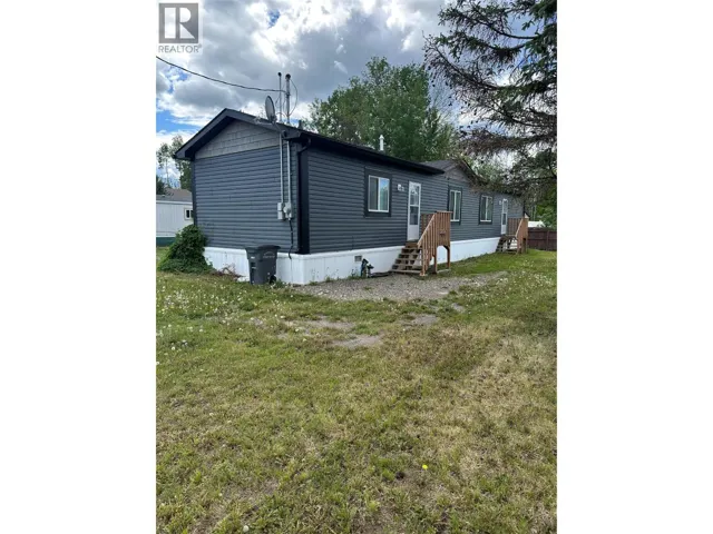 5207&5209 43 Street, Chetwynd, British Columbia V0C1J0
