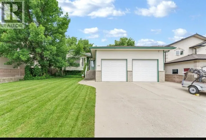 94 Perry Crescent NE, Medicine Hat, Alberta T1C1Y2
