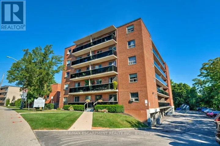 17 - 2373 KING STREET E, Hamilton (Glenview), Ontario L8K1X9