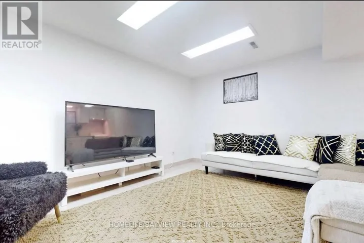 BMNT - 14 GRAY CRESCENT, Richmond Hill (North Richvale), Ontario L4C5V5