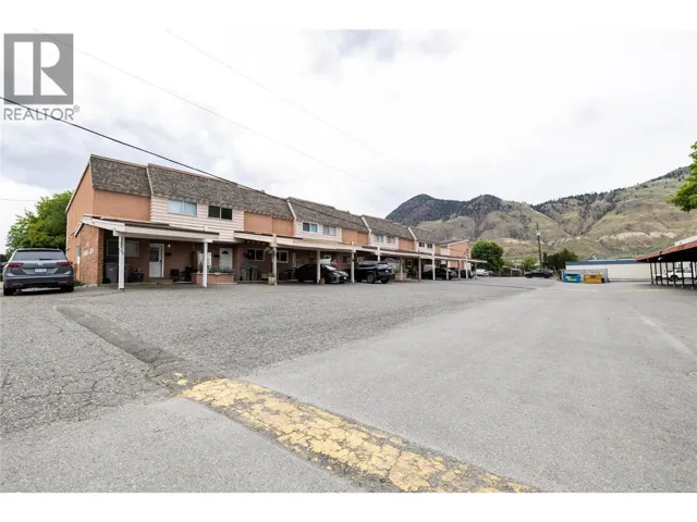1980 GLENWOOD Drive Unit# 39, Kamloops, British Columbia V2C4G4