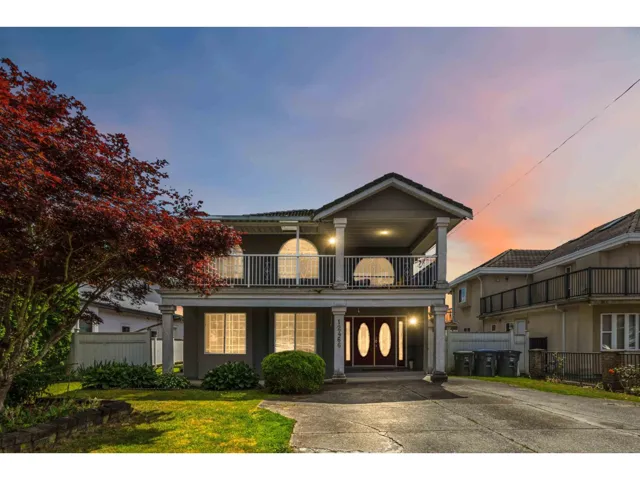 12466 76 AVENUE, Surrey, British Columbia V3W2T5