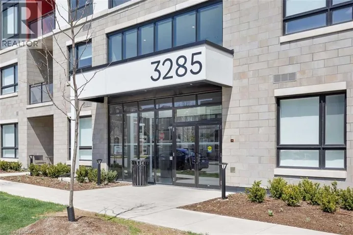 3285 CARDING MILL Trail Unit# 303, Oakville, Ontario L6M1S2