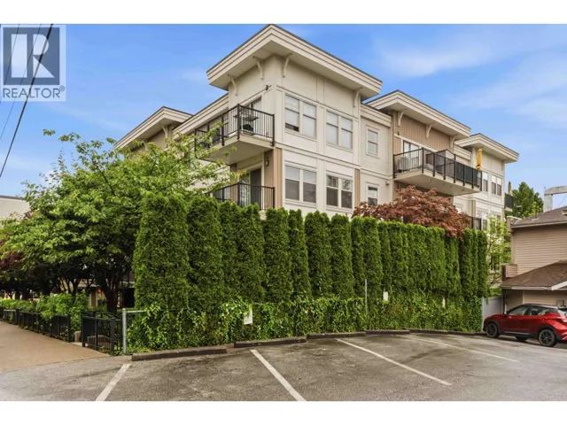109 22290 NORTH AVENUE, Maple Ridge, British Columbia V2X8Z8