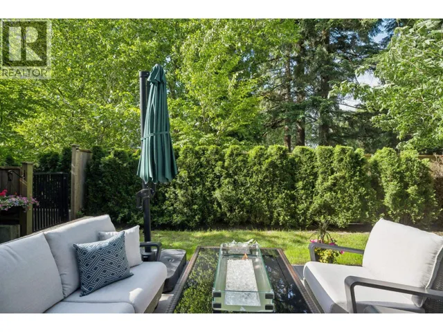 101 5883 BARKER AVENUE, Burnaby, British Columbia V5H0G4