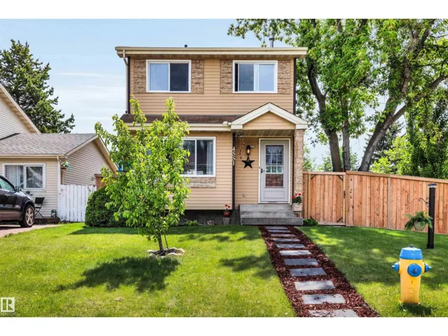 4551 33A AV NW, Edmonton, Alberta T6L4X2
