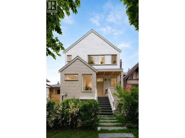 1 595 E 49TH AVENUE, Vancouver, British Columbia V5W2H1