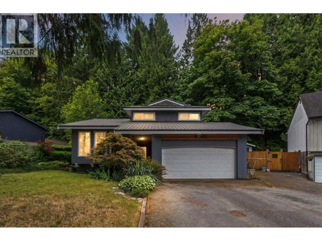 19750 N WILDWOOD CRESCENT, Pitt Meadows, British Columbia V3Y1M4